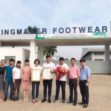 Công ty kingmaker: Thành lập, phát triển, phúc lợi đãi ngộ