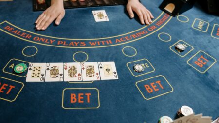 Cách bắt hoà trong baccarat: Chiến thuật hiệu quả từ chuyên gia