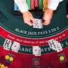 Cách chơi blackjack cho người mới bắt đầu: Hướng dẫn từ A-Z