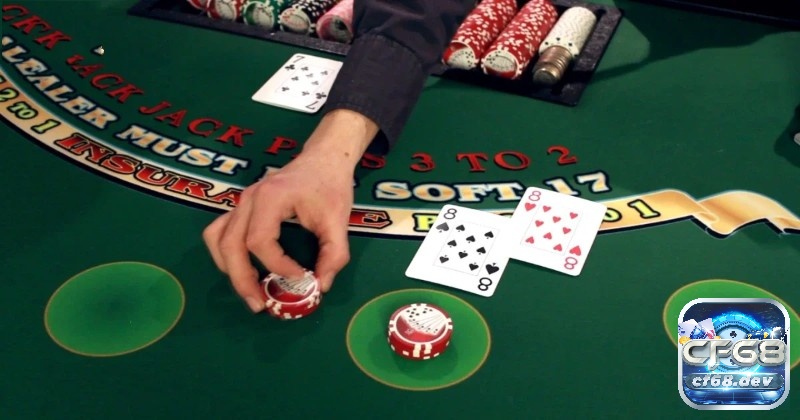 Bắt đầu chia bài, quyết định thông minh – bước then chốt của ván blackjack!