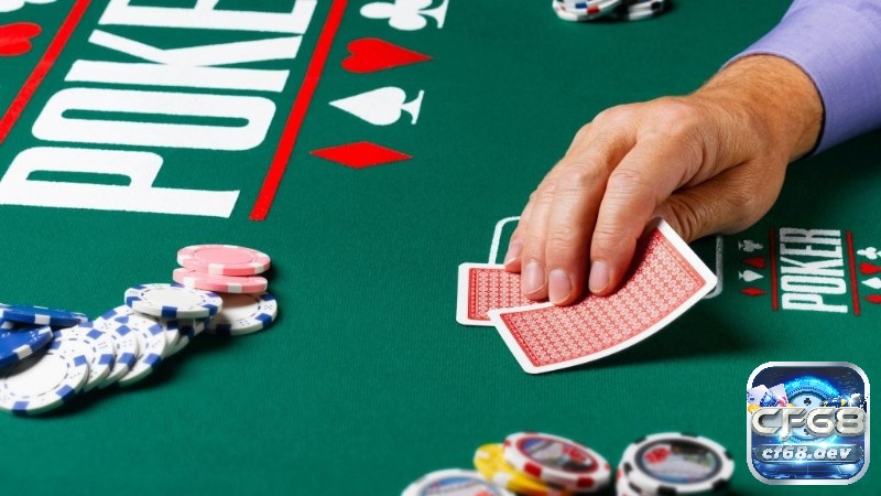Luật chơi Poker Omaha cơ bản về cách phát bài và bắt đầu diễn biến ván bài