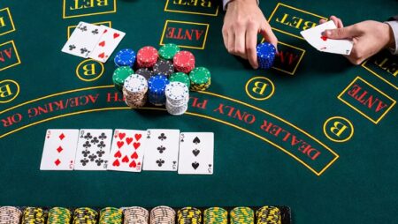 Thuật ngữ poker cơ bản: Từ điển đầy đủ cho người chơi Việt