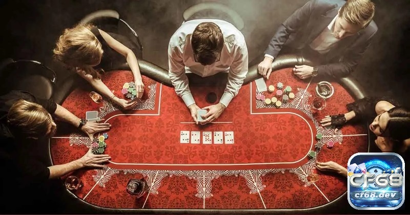 Hướng dẫn chơi Poker cho người mới: Luật và chiến thuật 2025