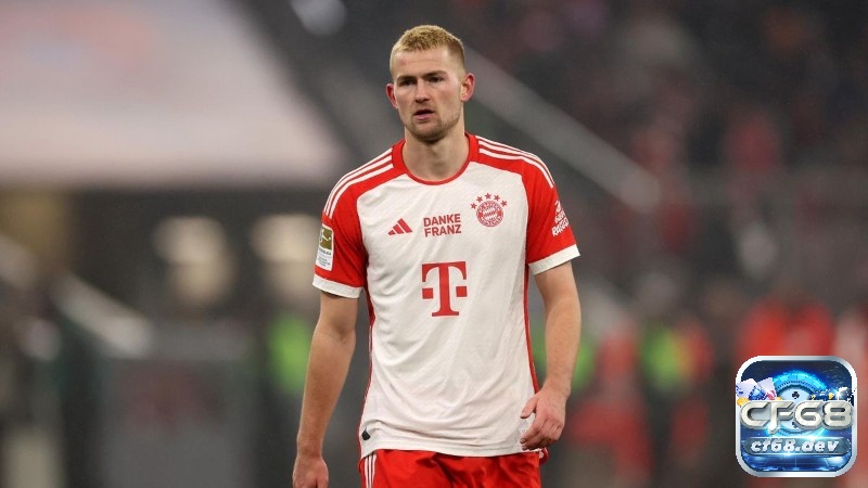 De Ligt là tường thành Bayern, nổi bật sức mạnh, kèm người chắc chắn và khả năng lãnh đạo hàng thủ